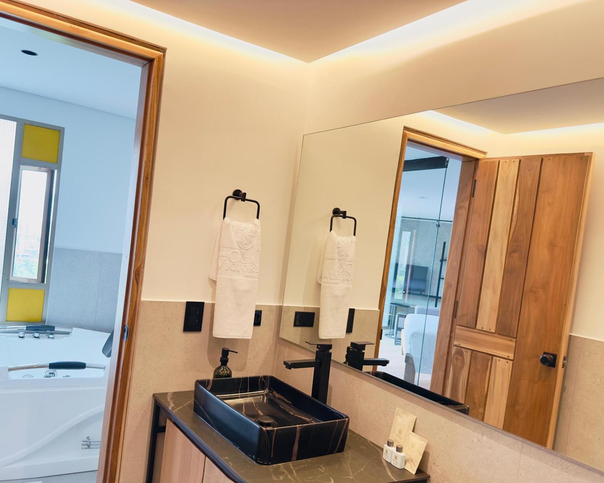 Hotel Casa Victoria Меделин Екстериор снимка
