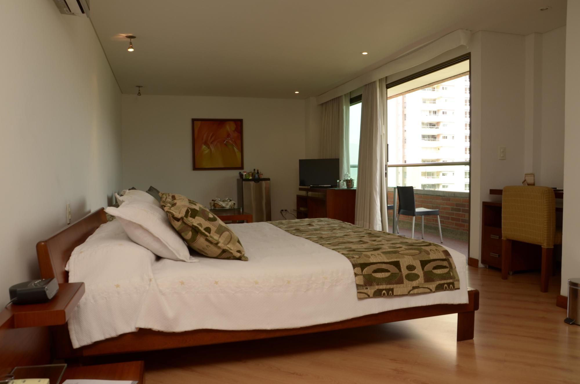 Hotel Casa Victoria Меделин Екстериор снимка
