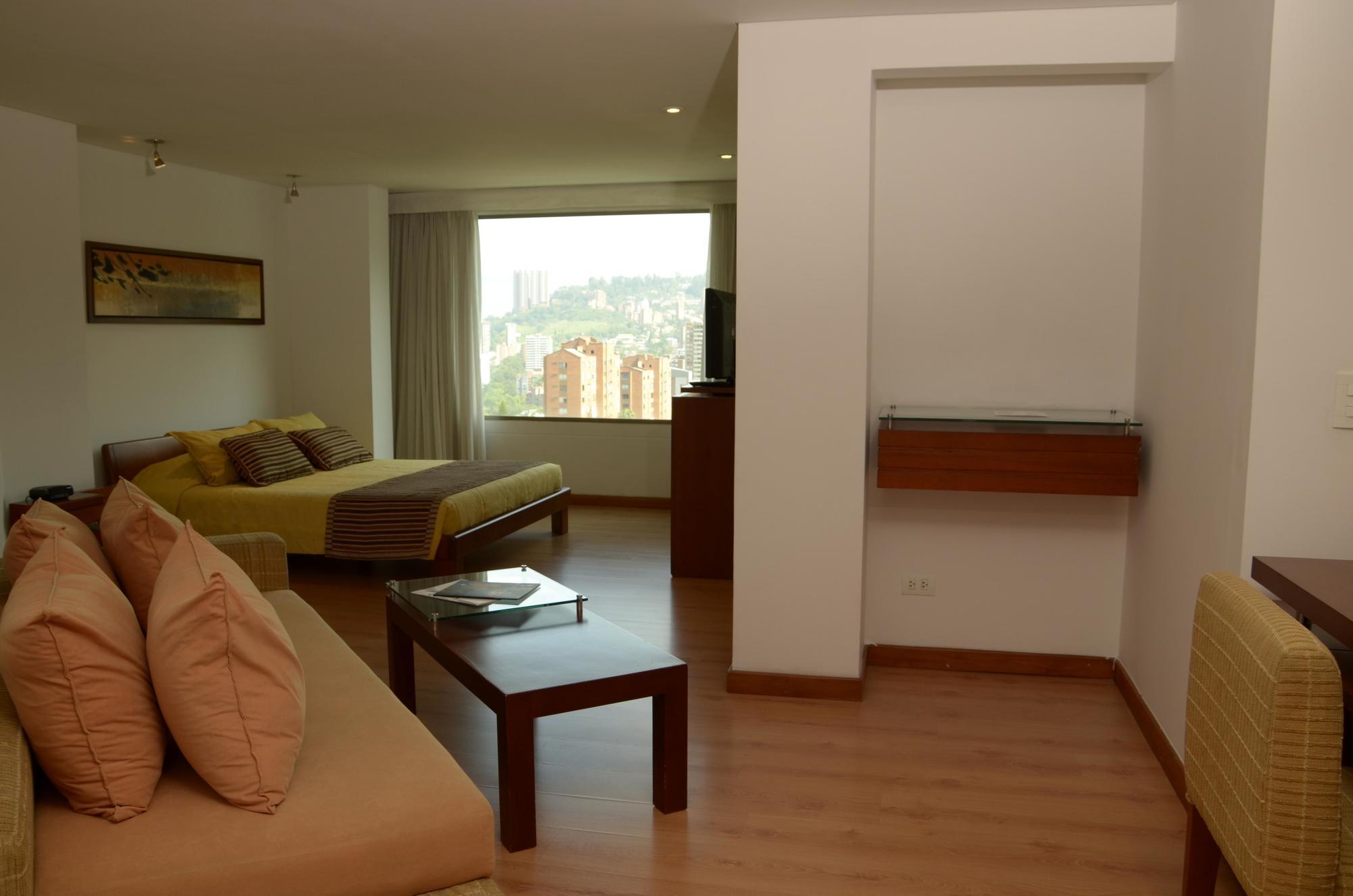 Hotel Casa Victoria Меделин Екстериор снимка